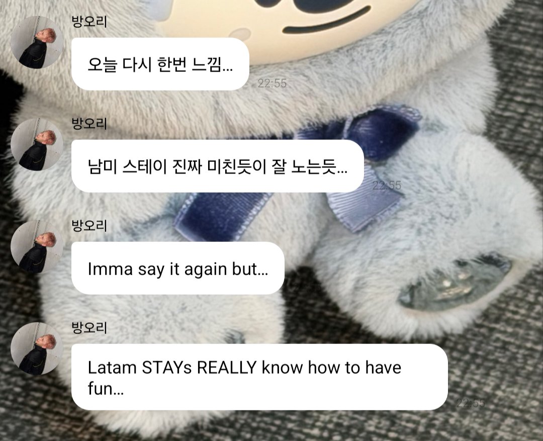 realskzoo's tweet photo. CHN en 🫧
[260914/🇦🇷]

🐺: Lo voy a decir de nuevo pero...
🐺: Los/as STAYs de Latam REALMENTE saben cómo divertirse... https://t.co/b04erqn2Fc