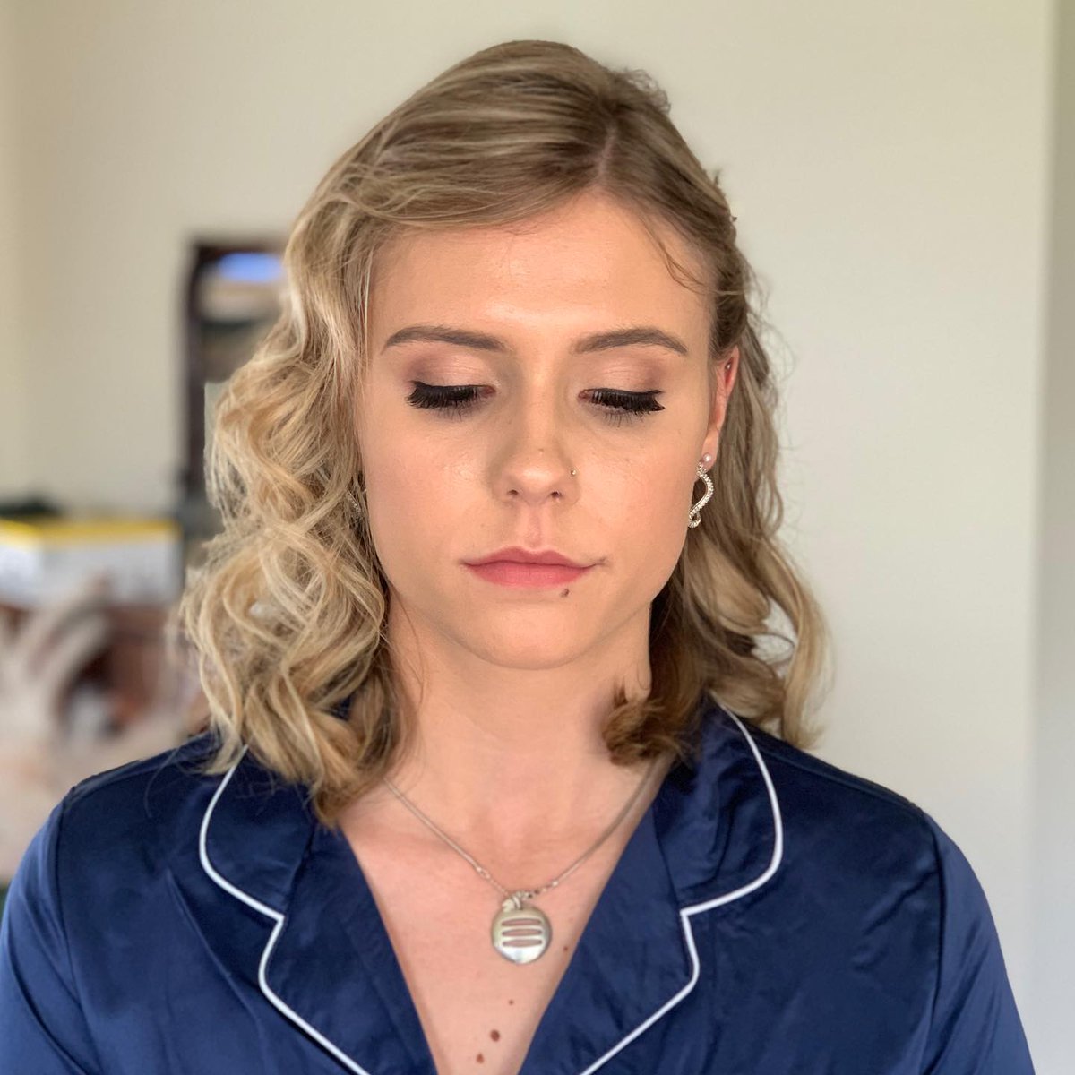 MistiMaclean's tweet photo. Bridesmaid makeup 💄..... https://t.co/XBwqY0HLMv