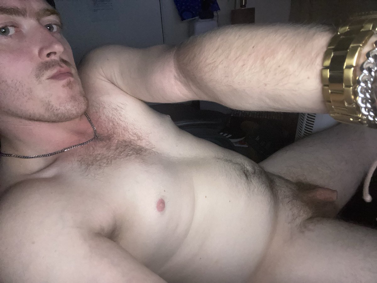StephenHugpy1's tweet photo. @Jaybfrg @serenasladeDDD @BigboobsChazza2 https://t.co/XMTRDQYFm1