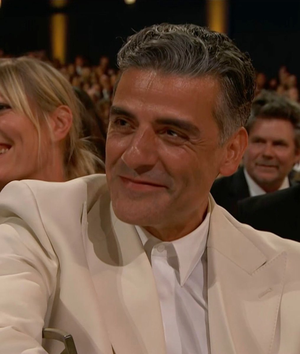 archiveoscari's tweet photo. Oscar Isaac at the #Emmys https://t.co/izK5D8R0tU