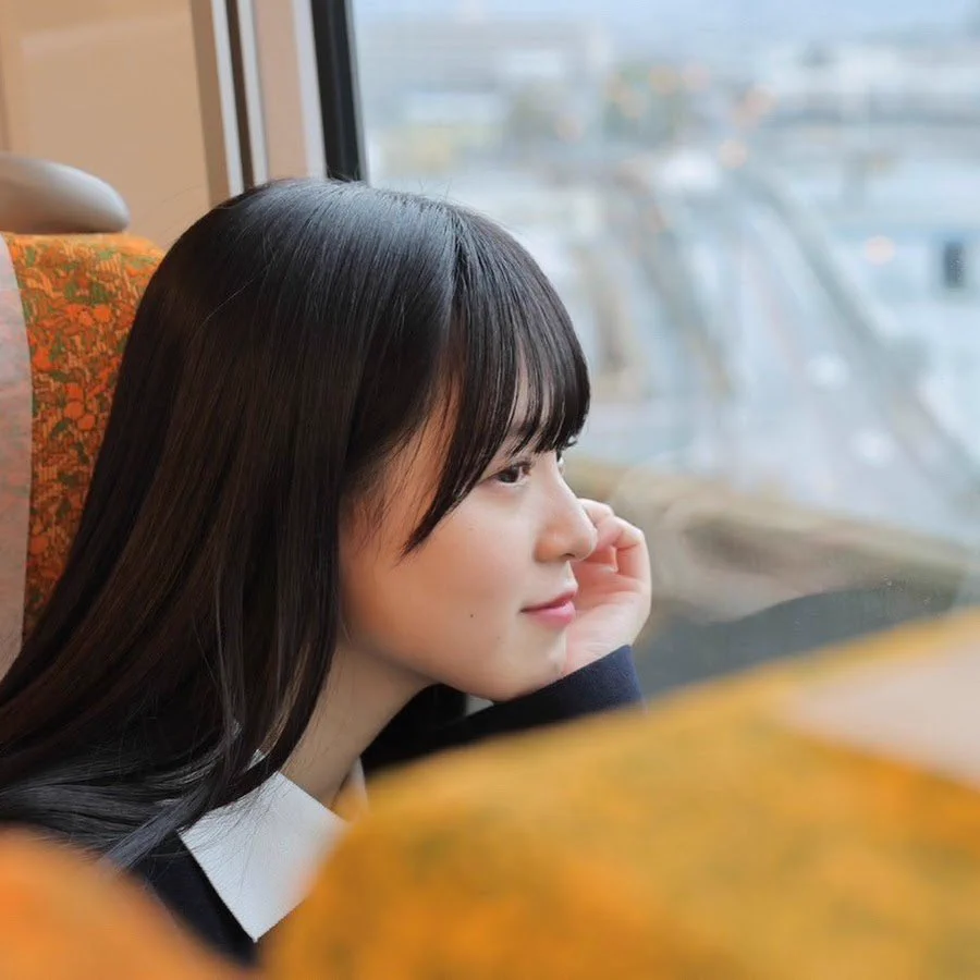 しおねる HSORbnvasAAdM24?format=webp&