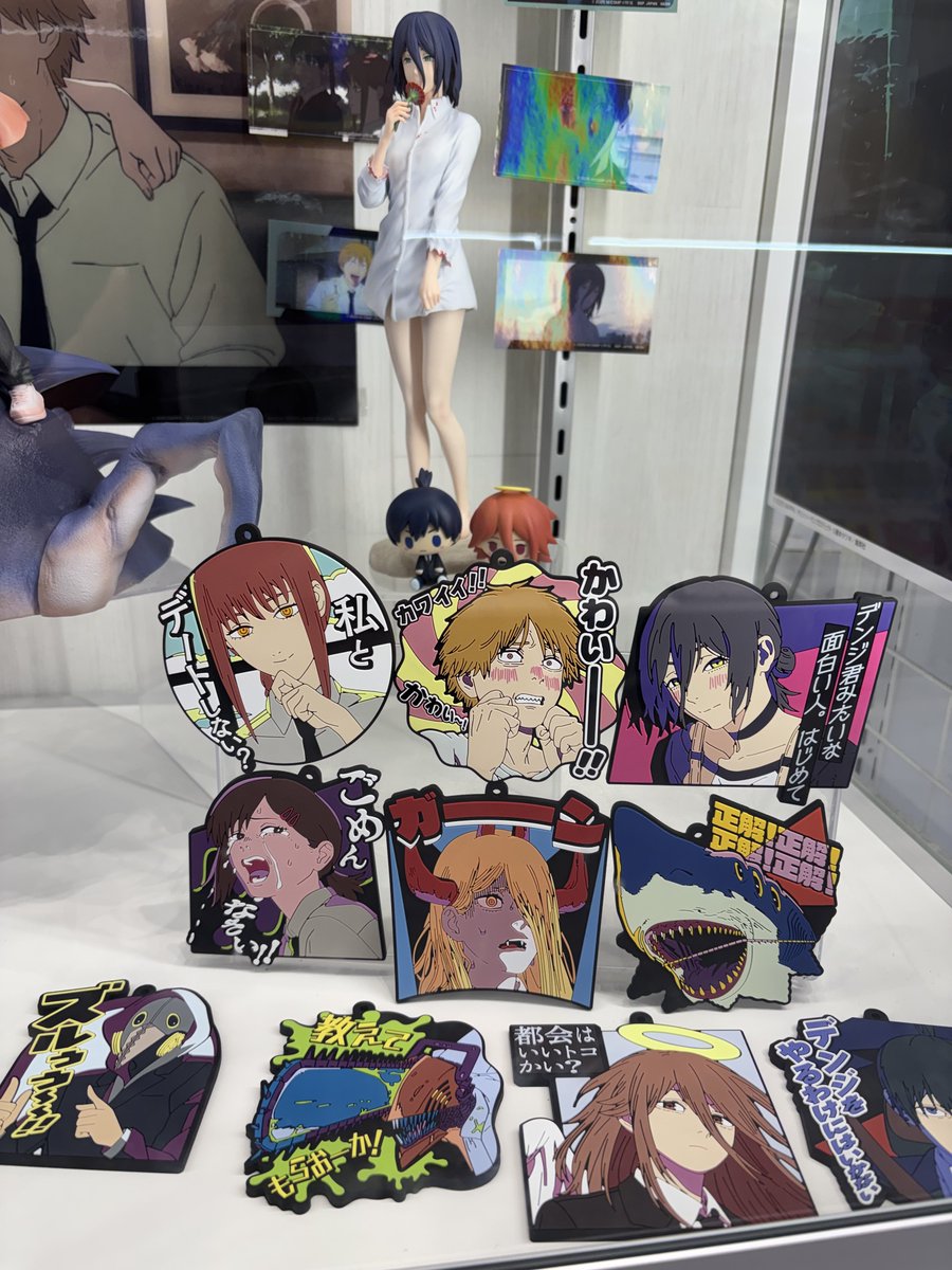 nagatuki__'s tweet photo. 一番くじ チェンソーマン レゼ編
第２弾 展示見てきました！ https://t.co/yyN9BztbZY