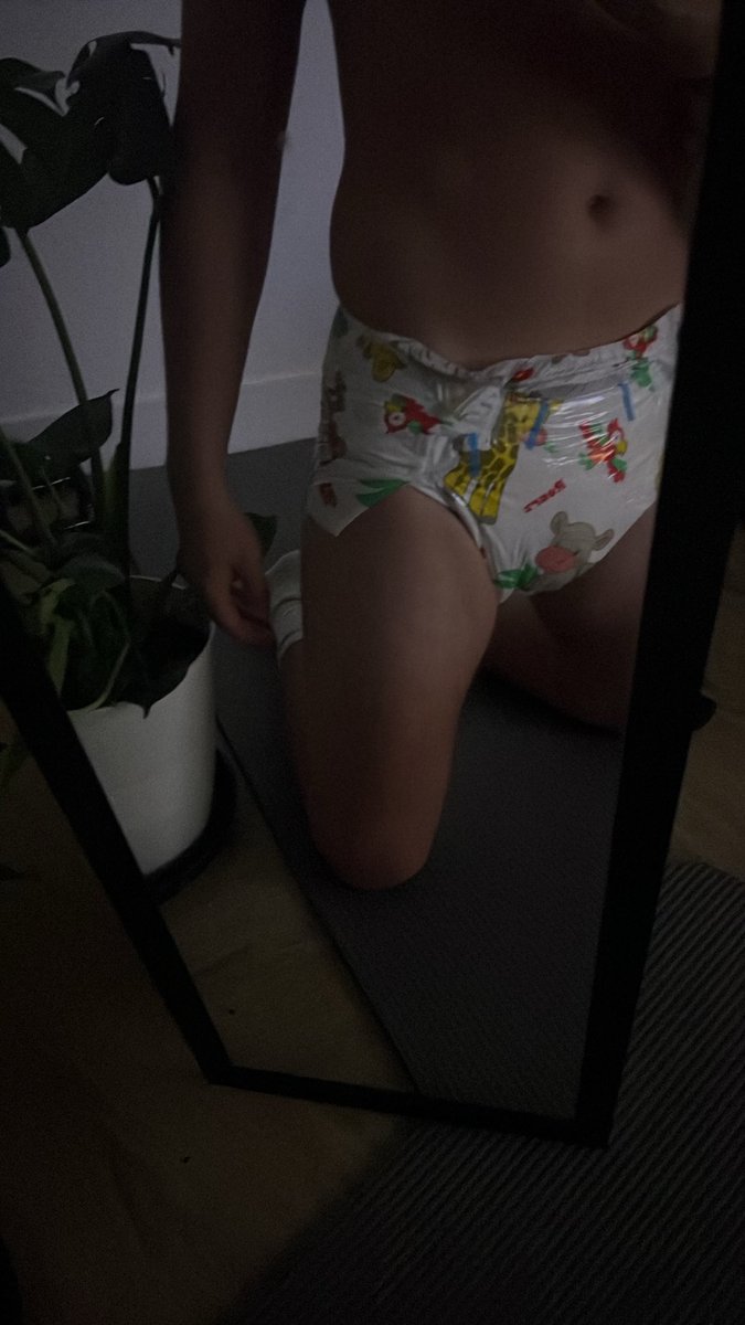 caughtcrinkling's tweet photo. Big stretchhhh https://t.co/oNtYxFdQkK