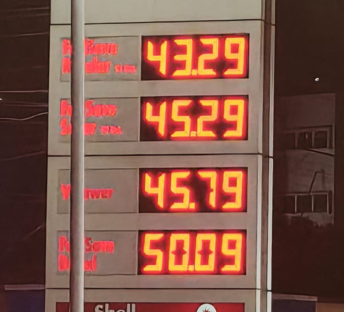 elenchufle's tweet photo. ¡DIÉSEL A Q50 QUETZALES EN HUEHUETENANGO! SE DISPARA EL PRECIO DE LOS COMBUSTIBLES https://t.co/639IUvCKuf