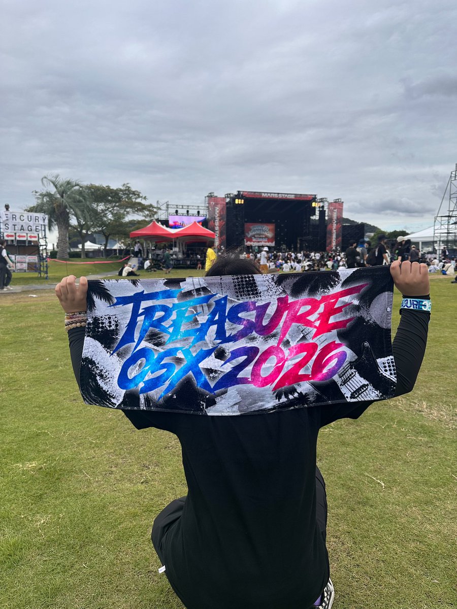 aya4571127's tweet photo. 今回4日間ともトレジャーに参戦して
好きなアーティスト増えたしもっと前から好きになればよかったって後悔してる

トレジャーのおかげで次のフェスも色んなアーティスト知って楽しみたいなって思った
来年も楽しみ
 #トレジャー
#Treasure05x https://t.co/2MQpJ6ImtE