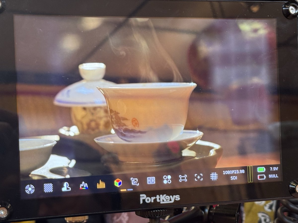 findingjaden's tweet photo. brewing a launch vid + some tea 🍵 https://t.co/ku0JfU4zwT