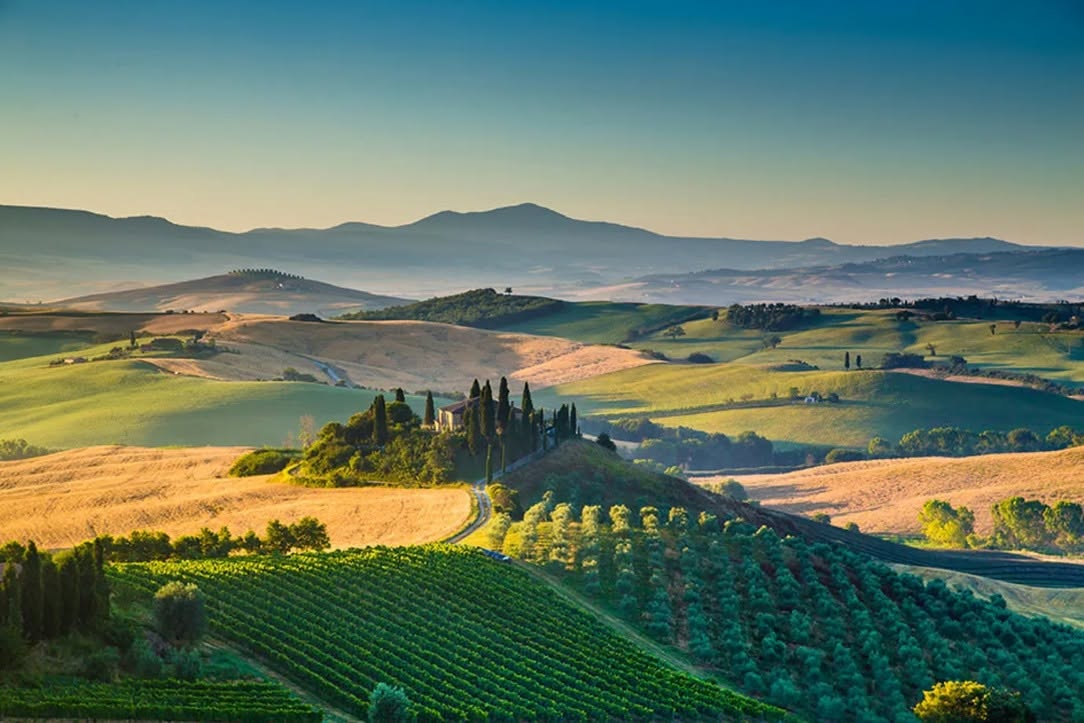 HobbitzTravel's tweet photo. Double your Global Tour Rewards until September 18th & enjoy an extra 10% off, combinable with promos!
#EasyPaceItaly #ItalyTravel #PremiumTravel #MakeTravelMatter
#HobbitzTravel2026 #TravelBestBets2026
#VacationIsCalling2026๐บ
#TheTimeToBookIsNow2026โณ
#PictureYourselfThere2026 https://t.co/l4ZuctII1D