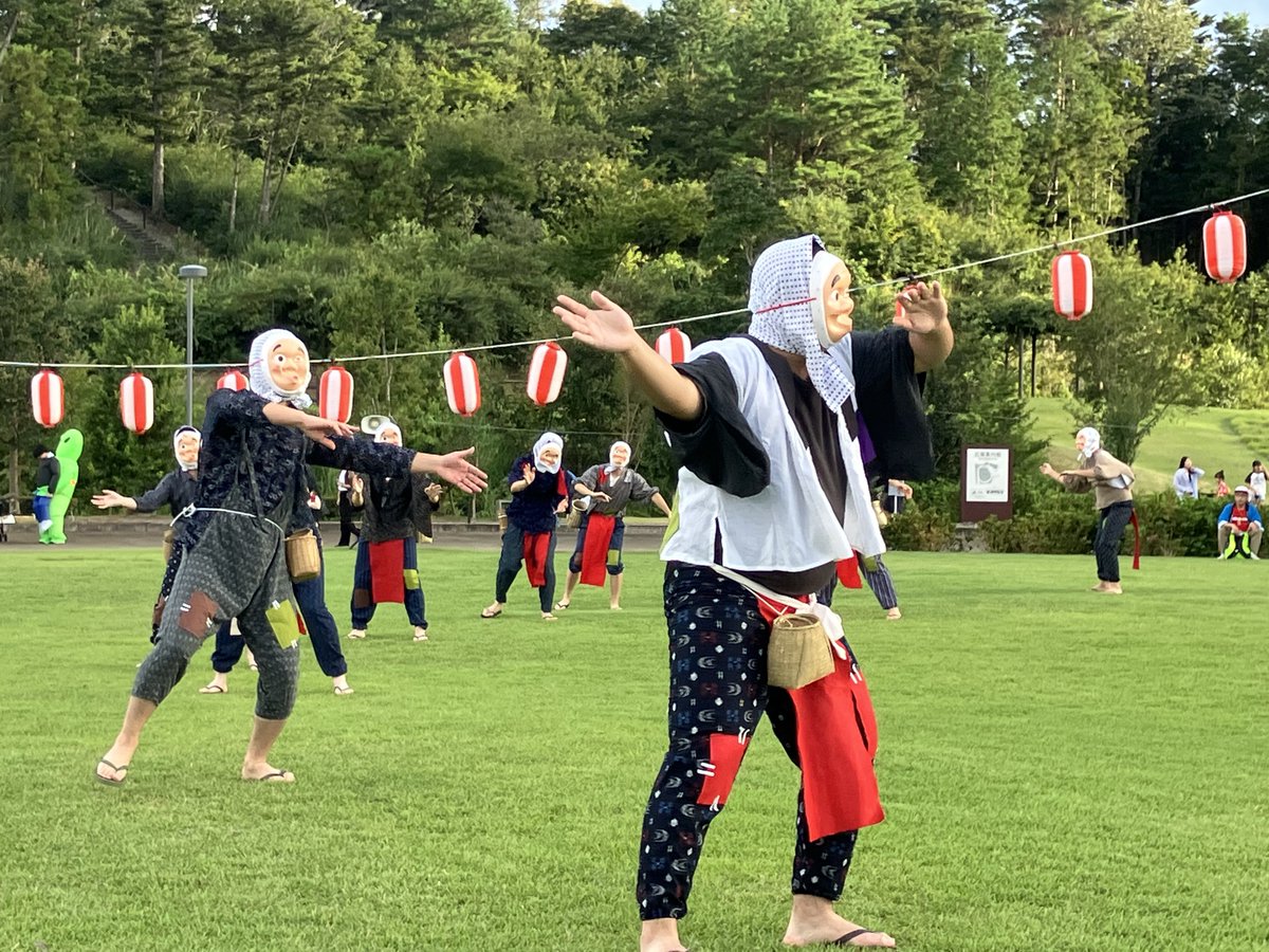 tokyopowertech's tweet photo. 【📜noteを更新しました🖊】

9月5日（土）大熊町の「なつ祭り in おおくま2026」に参加しました。
TPTのブースでは四足歩行ロボット「SPOT」の操作体験を実施し、会場は子どもたちの笑顔でいっぱいに。

これからも地域に寄り添い、復興と廃炉に取り組みます。

全編はnoteよりご覧ください👀
https://t.co/PH8PZcMHl9

#東京パワーテクノロジー #大熊町 #SPOT #地域貢献
