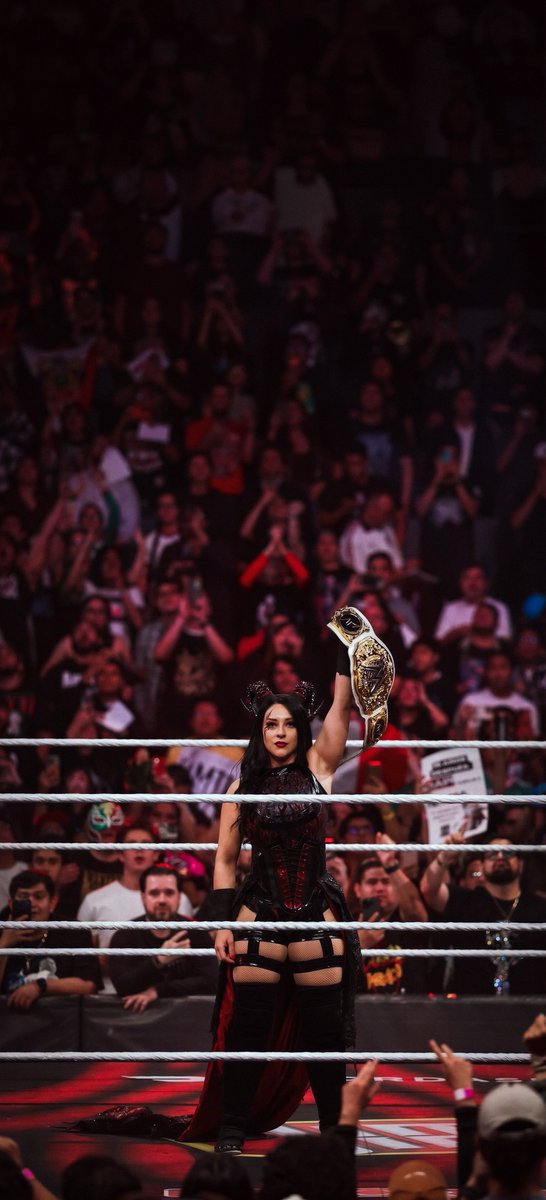 ItzVarun_____'s tweet photo. Stephanie Vaquer Wallpapers!

#WWERAW https://t.co/1gHJ1K6c43