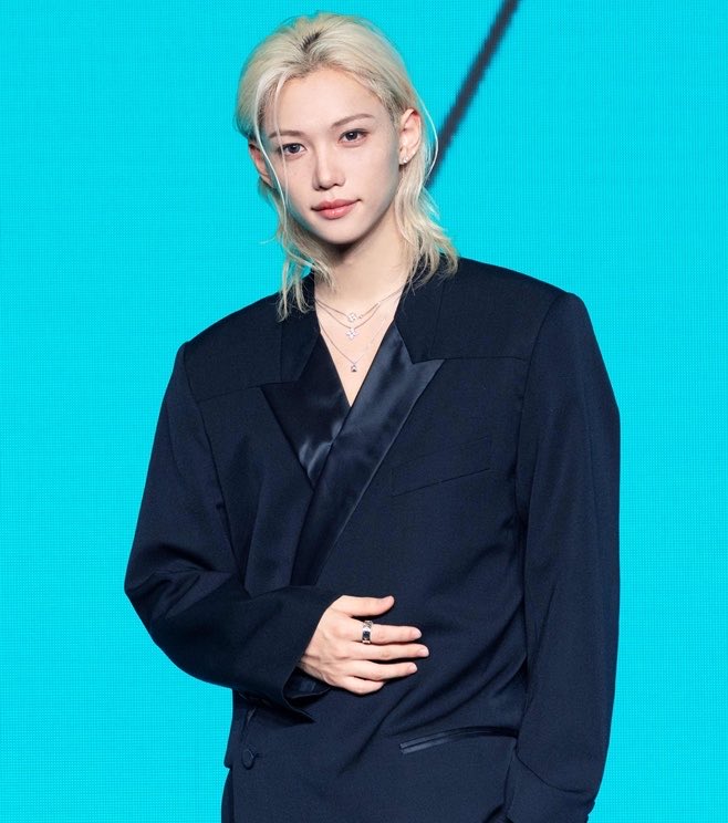 skzpopbase's tweet photo. #Felix donated a total of 300M won to support the treatment of pediatric cancer patients at Samsung Seoul Hospital, the Seoul National University Children's Hospital, the non-profit organisation Books International and UNICEF Korea for emergency relief from the Great Flood in Nepal.

“I hope that many children’s days are filled with bright hope rather than worry. I sincerely hope that this donation will serve as a small but heartwarming source of strength for the children’s precious present and future.”💛