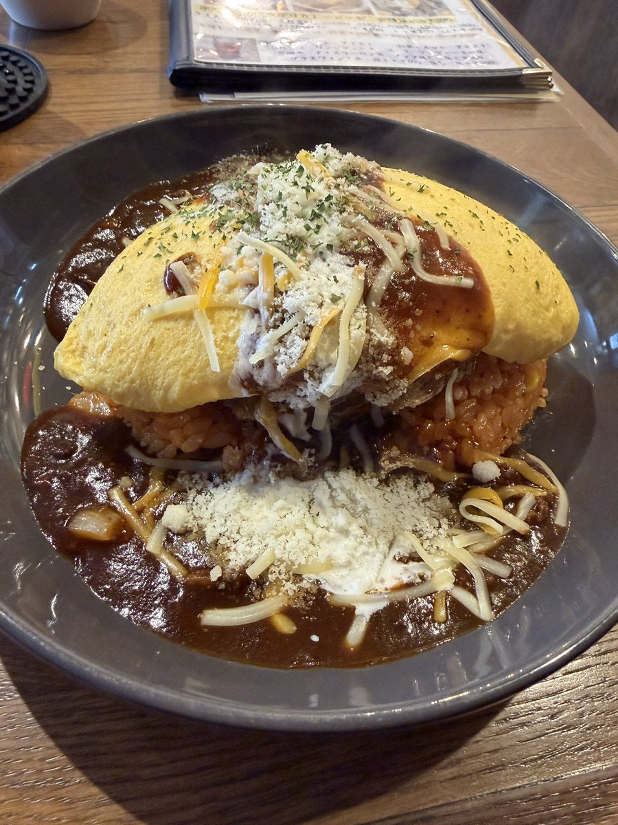 Yokohamacky's tweet photo. BAYZ 京急久里浜
オムリバーグ　黒毛和牛デミ　TP
近くに用事があったので行ってきた🤣
久しぶりにオムライス食べたけど美味しかったな😂 https://t.co/2WAcwkM6hj