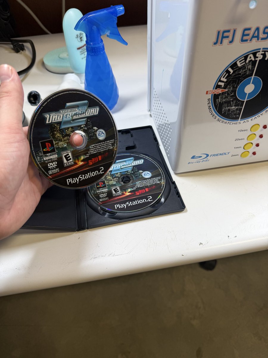 ZaneMercerTV's tweet photo. Picked up this super scratched up copy of Need for Speed Underground 2 to see if I could save it.

Opened the case and… there are two discs. 😂

I definitely don’t remember this being a two-disc game. Did I just get two copies for the price of one? https://t.co/NxM7IZoJd9