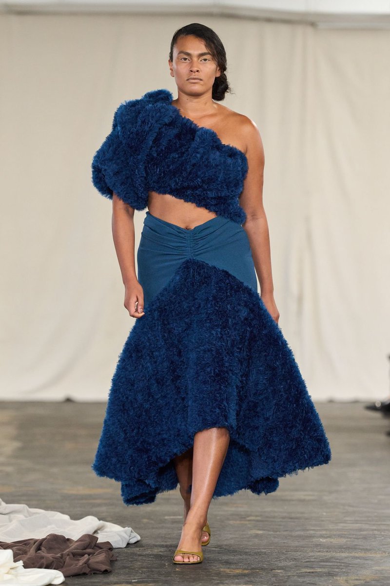 LaModeUnknown's tweet photo. The shades of BLUE at ✨️Diotima✨️ Spring/Summer 2027.🪡 https://t.co/nqeOfnqinr