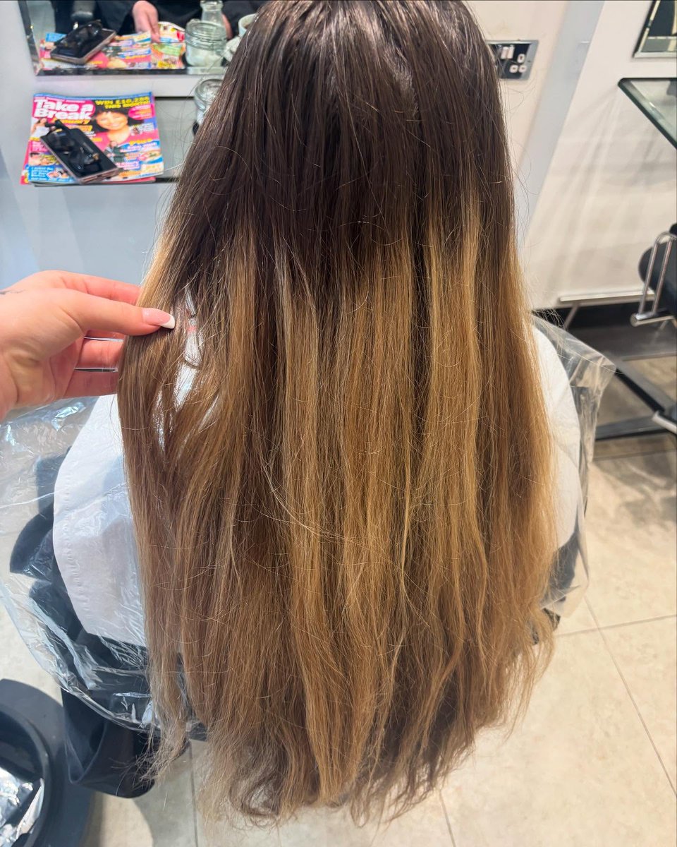 RandallStuhceg's tweet photo. roots be gone🤫
colour created by Ella🤍 https://t.co/OaNkKVPxJ7