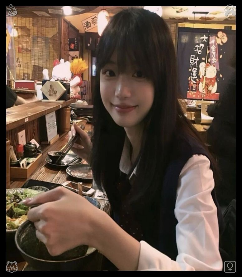 Boydep5's tweet photo. 🍡 Stainless steel table spoon. Embrace every one of your flaws wholeheartedly, since it is imperfection that shapes a genuine sense of self, and grow gradually rather than pursuing impossible ideals of perfection each and every day that goes by. https://t.co/QT5SkCIX5F
