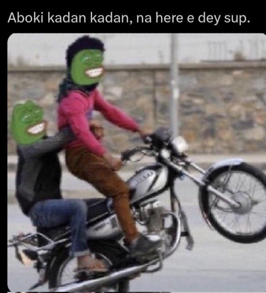 Bright726's tweet photo. @iam_Bosunrankin 😂😂😂 https://t.co/EVrTdISBdH