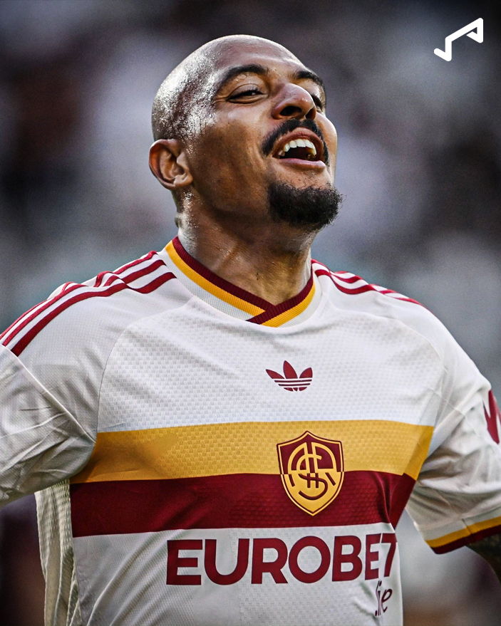 goal's tweet photo. ⚽ Top scorer 
🔝 Top of the table 

Roma stay perfect in Serie A, as Donyell Malen scores his sixth goal in four games to secure a 2-0 win against Torino 🐺 https://t.co/AbXEF8Eglf