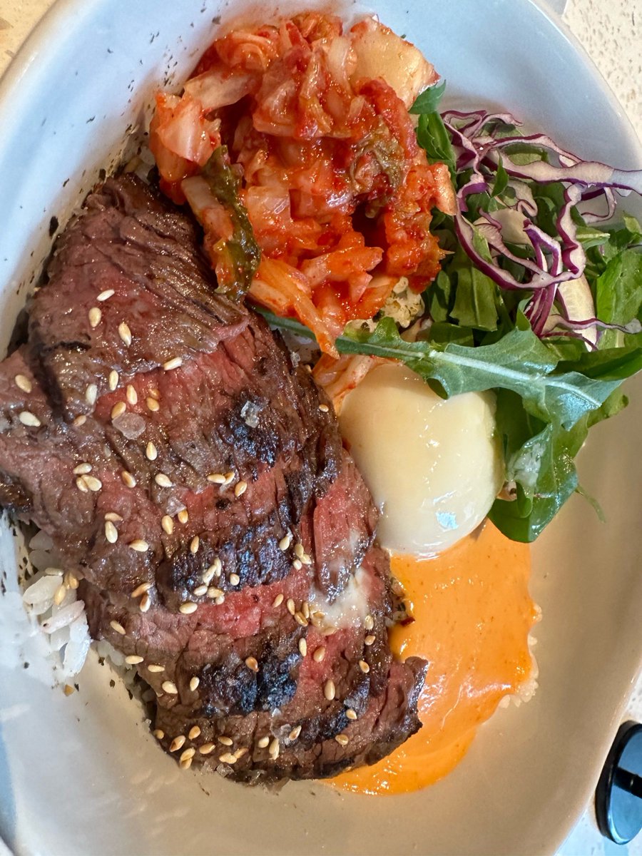 tansx249960's tweet photo. Craving bold flavors Try Korean-style spicy beef bulgogi rice bowl—juicy marinated beef coated in gochujang, served with crisp pickled radish and fluffy steamed rice. A mouthwatering quick weeknight meal that hits all the right notes! https://t.co/kKQVzo14Jq