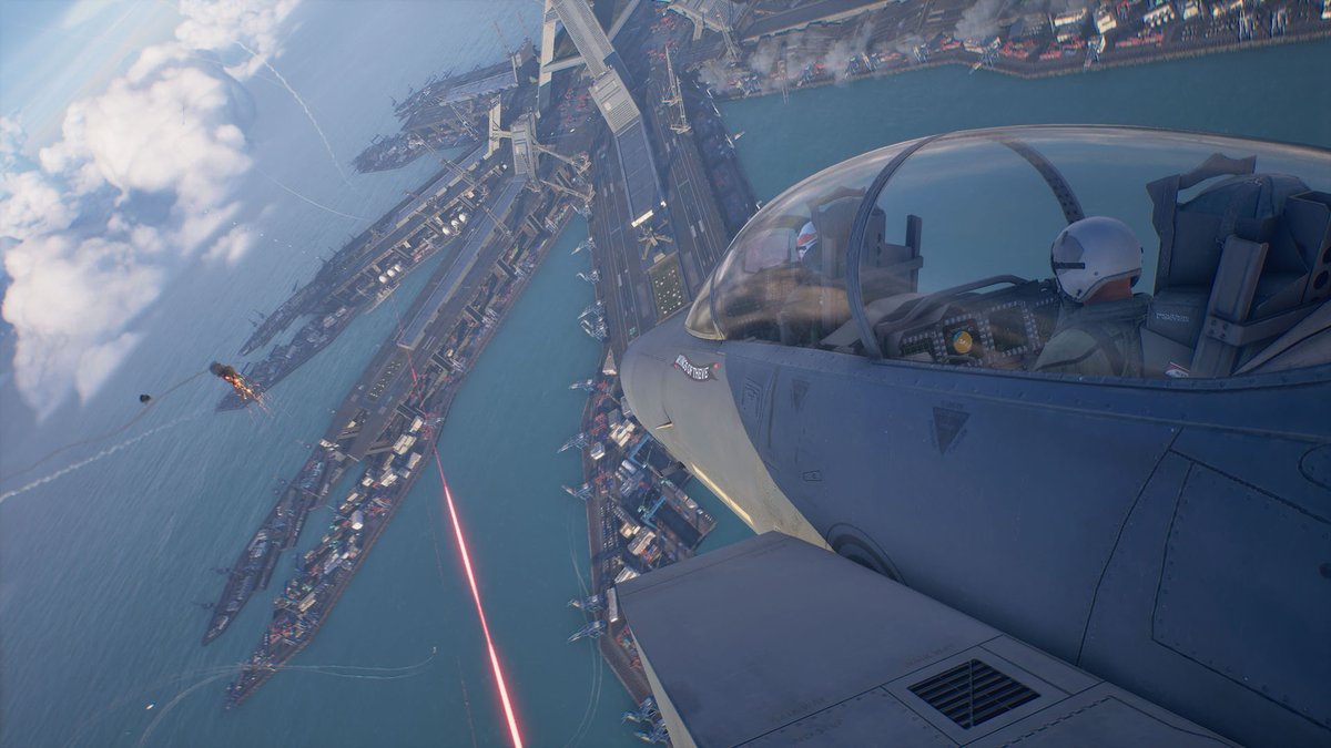 4GamerNews's tweet photo. 「ACE COMBAT 8」，ストーリートレイラーと最新情報を公開。オリジナル機体「FA-36 Game」や近未来超兵器を紹介
https://t.co/WEN3fobKWm

・架空世界ストレンジリアルの2029年を舞台に展開
・能登麻美子さん，堀内賢雄さんらが演じるキャラクターを公開
・全長6kmのメガフロートや攻撃衛星も登場 https://t.co/gAH3PteLZy