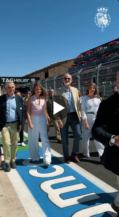 princessle57's tweet photo. El Rey, la Princesa de Asturias y la Infanta Sofía han acudido al nuevo circuito MADRING para presenciar el Gran Premio de España de Fórmula 1 2026. 
🇪🇸🇪🇸🇪🇸🇪🇸🇪🇸🇪🇸🇪🇸🇪🇸🇪🇸🇪🇸 https://t.co/yZM7qkp0fA