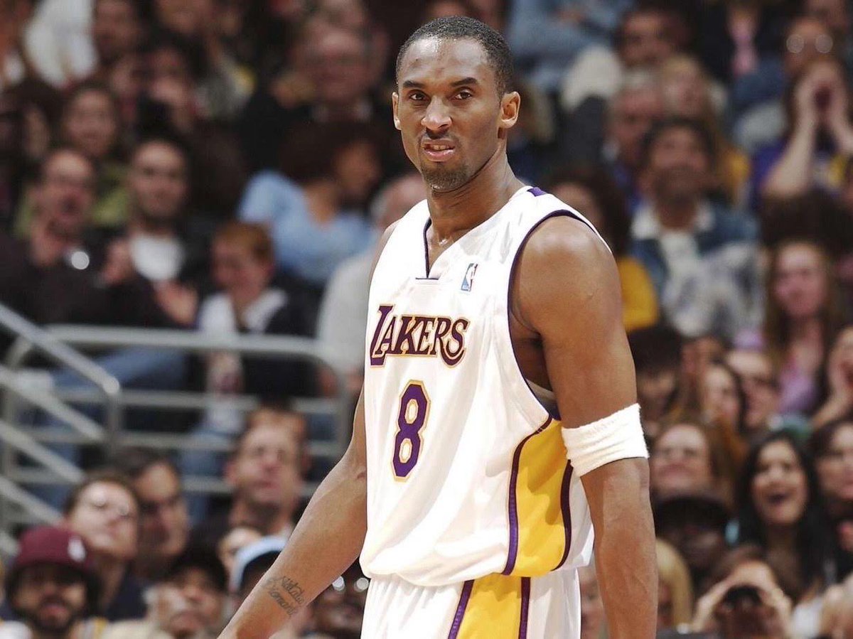 BGNHoops's tweet photo. Kobe in the 2000s decade

2000: Championship
2001: Championship 
2002: Championship 
2003: Averaged 30 PPG
2004: Finals appearance 
2005: Averaged 27.6 PPG
2006: Averaged 35.4 PPG
2007: Averaged 31.6 PPG
2008: MVP and Olympic Gold Medal
2009: Championship

Dominated for an entire decade.