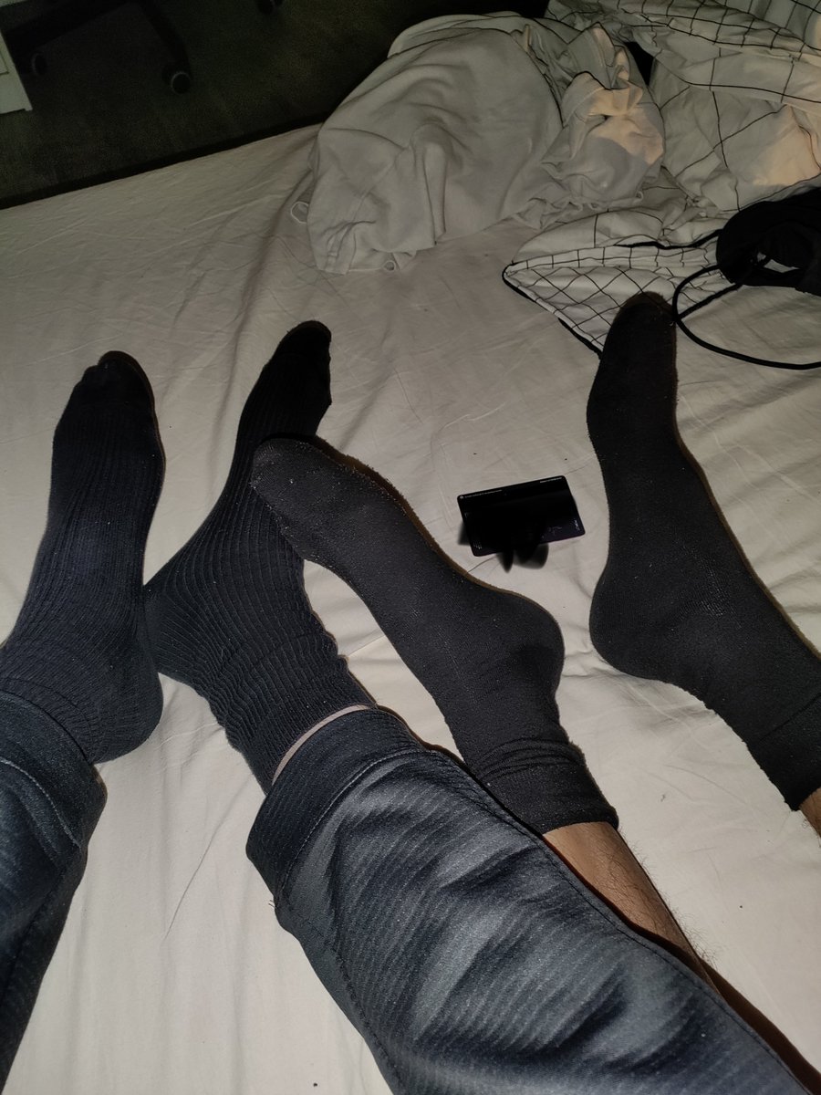 MathieuNrv75's tweet photo. Wewe les soumis vous êtes où ? 

#moneyslave #master #cashmaster #rebeu https://t.co/ixAynX1QbT