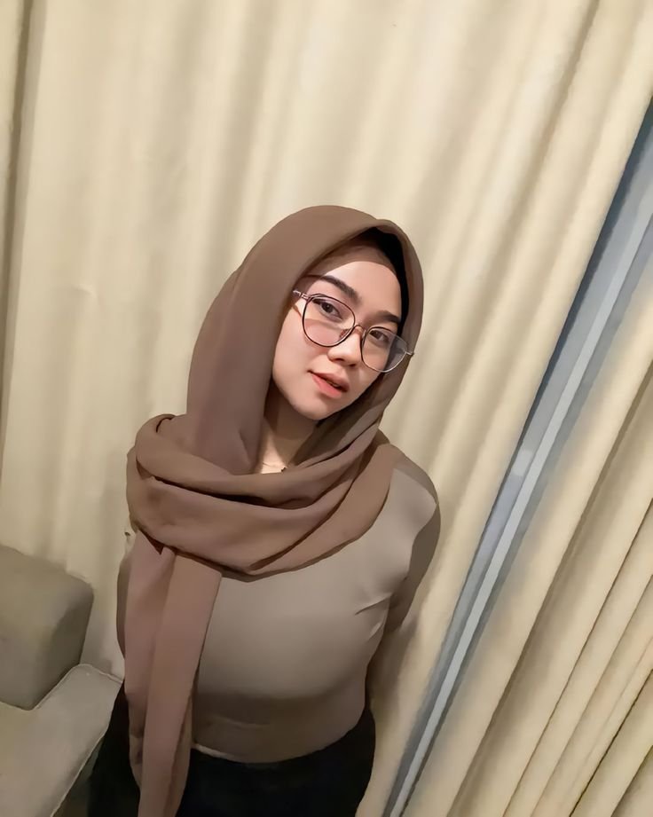 sofiaaanrz6's tweet photo. Dm me 🎈
   Tgh horny sngat 🤤 https://t.co/6sqJhQnKqW