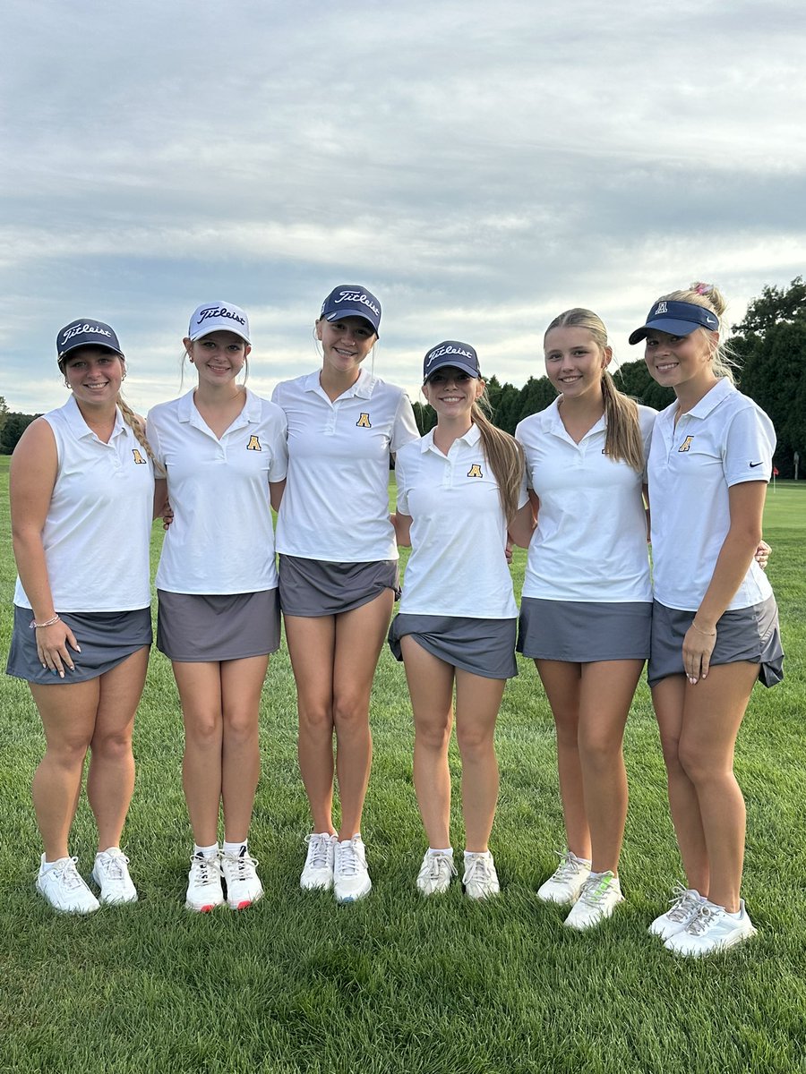 GirlsGolfAHS tweet picture