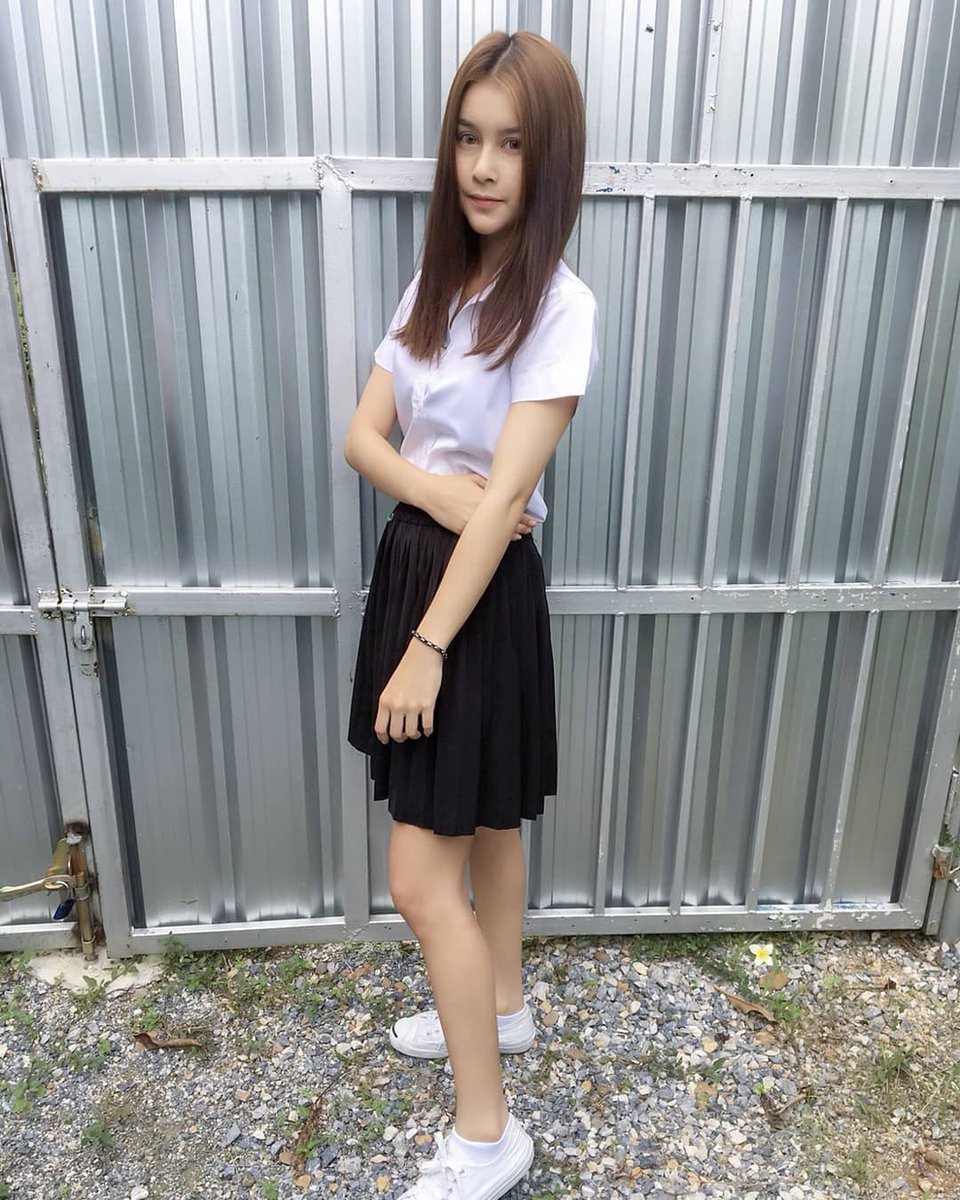 LashandaTrrxjx's tweet photo. なんとなく選んだ選択肢が、後から見ると運命の分岐点だったりするよね。君は自分の直感をどのくらい信じてる？ https://t.co/0SQA0IeIpu