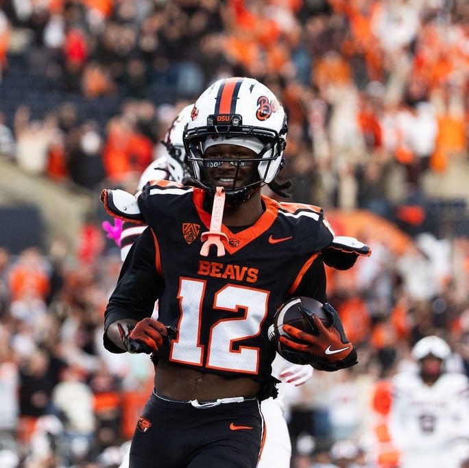 ShehanJeyarajah's tweet photo. The best true freshman in America plays for @BeaverFootball. 

Know the name: Jesse Legree. https://t.co/TgrnNn2dyl