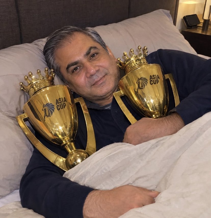 waziiirrr's tweet photo. Pakistan k Trophy chor #mohsin neh Trophy Bholari airbase meh chore kar k rakhi hai💯💯 https://t.co/lHJzfb4fZ4