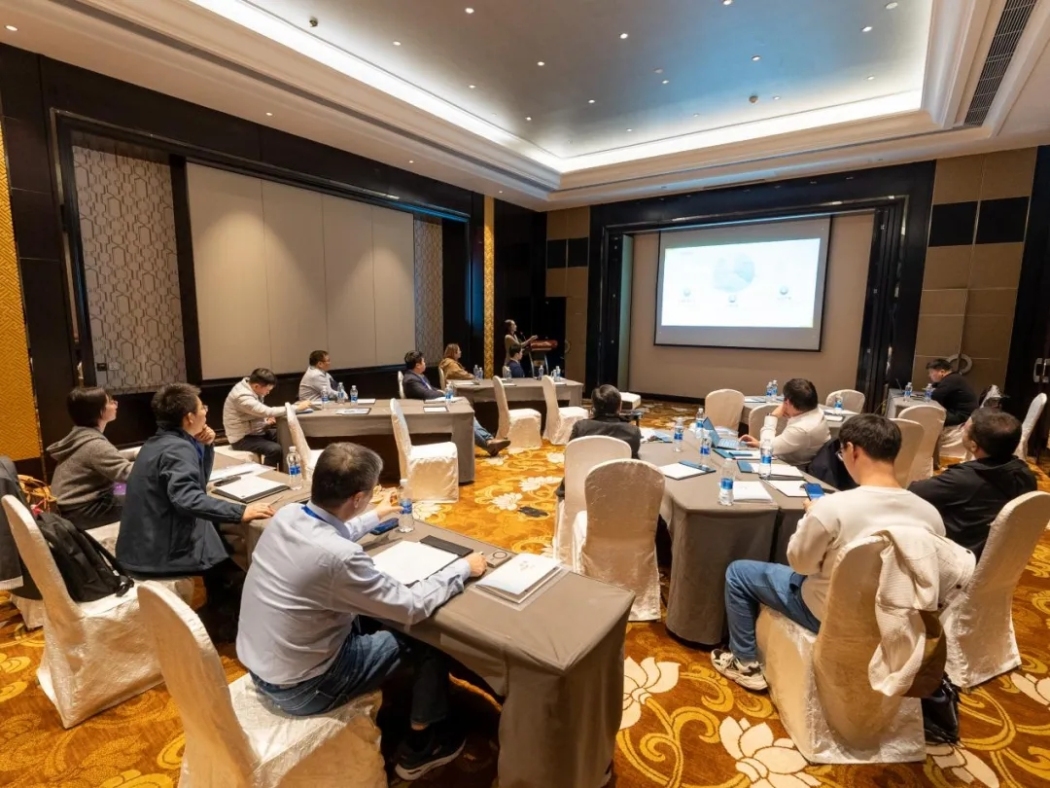 runpj220773's tweet photo. Just wrapped a super insightful 2-hour workshop on digital marketing strategy! Learned actionable tricks to boost brand reach u0026 connect with target audiences. Big thanks to the awesome speaker for the clear guidance https://t.co/U7VtlyvFdc