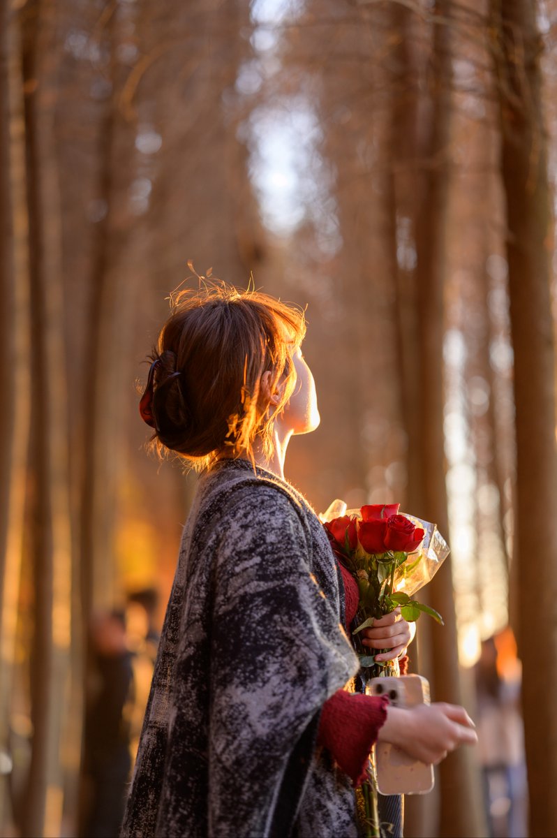 cozyl932432's tweet photo. New to photography Start with mastering natural light—soft golden hour light makes every shot warm and flattering, no fancy gear needed! https://t.co/nigkvFEeVP