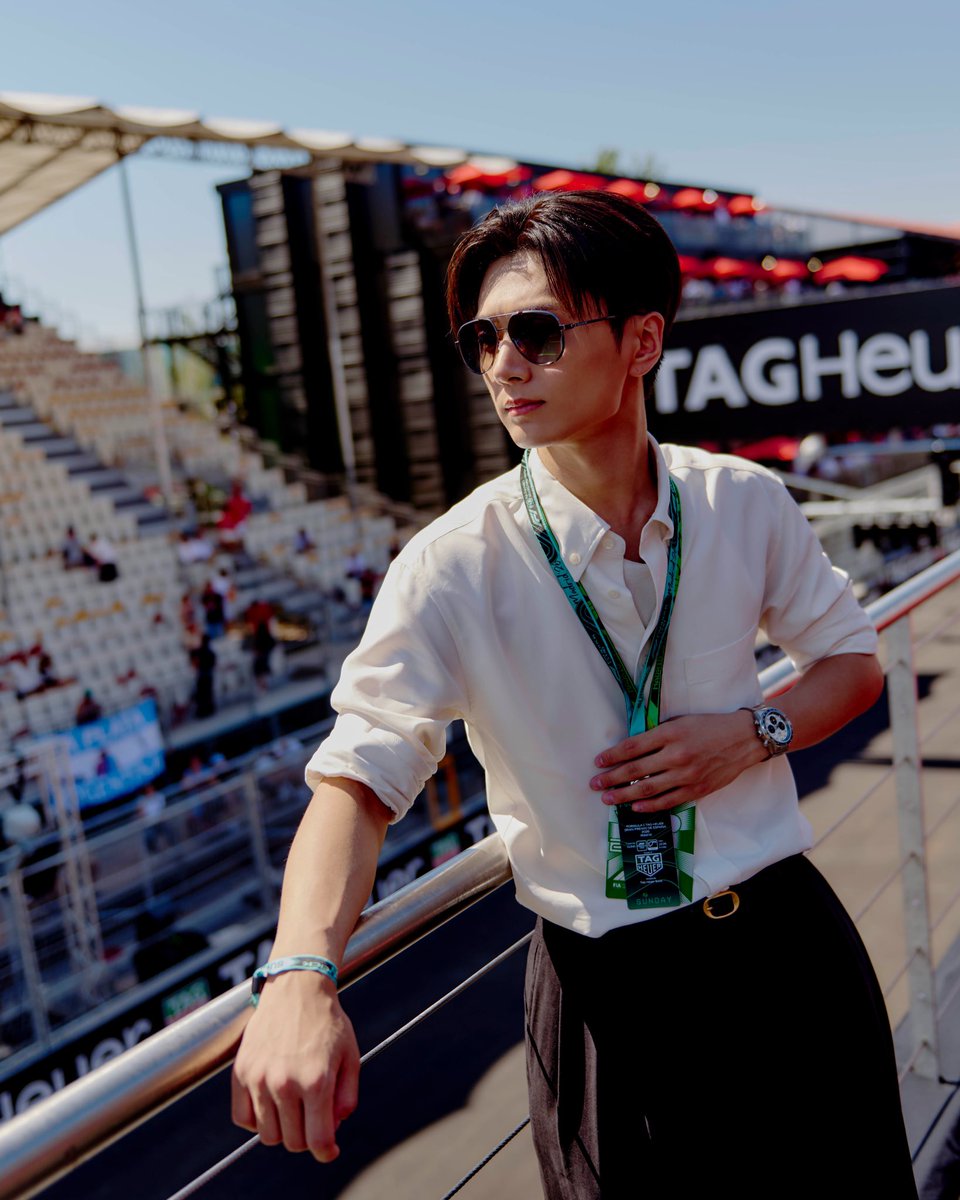 JAY_Popbase's tweet photo. JAY × TAG HEUER【260915】

🐈‍⬛ New photos of JAY at the Spanish Grand Prix via PAP Magazine.

⇰ https://t.co/gQ3FUbwSwF

#제이 #박종성 #JAY #朴綜星 https://t.co/tZDlNEvyCu