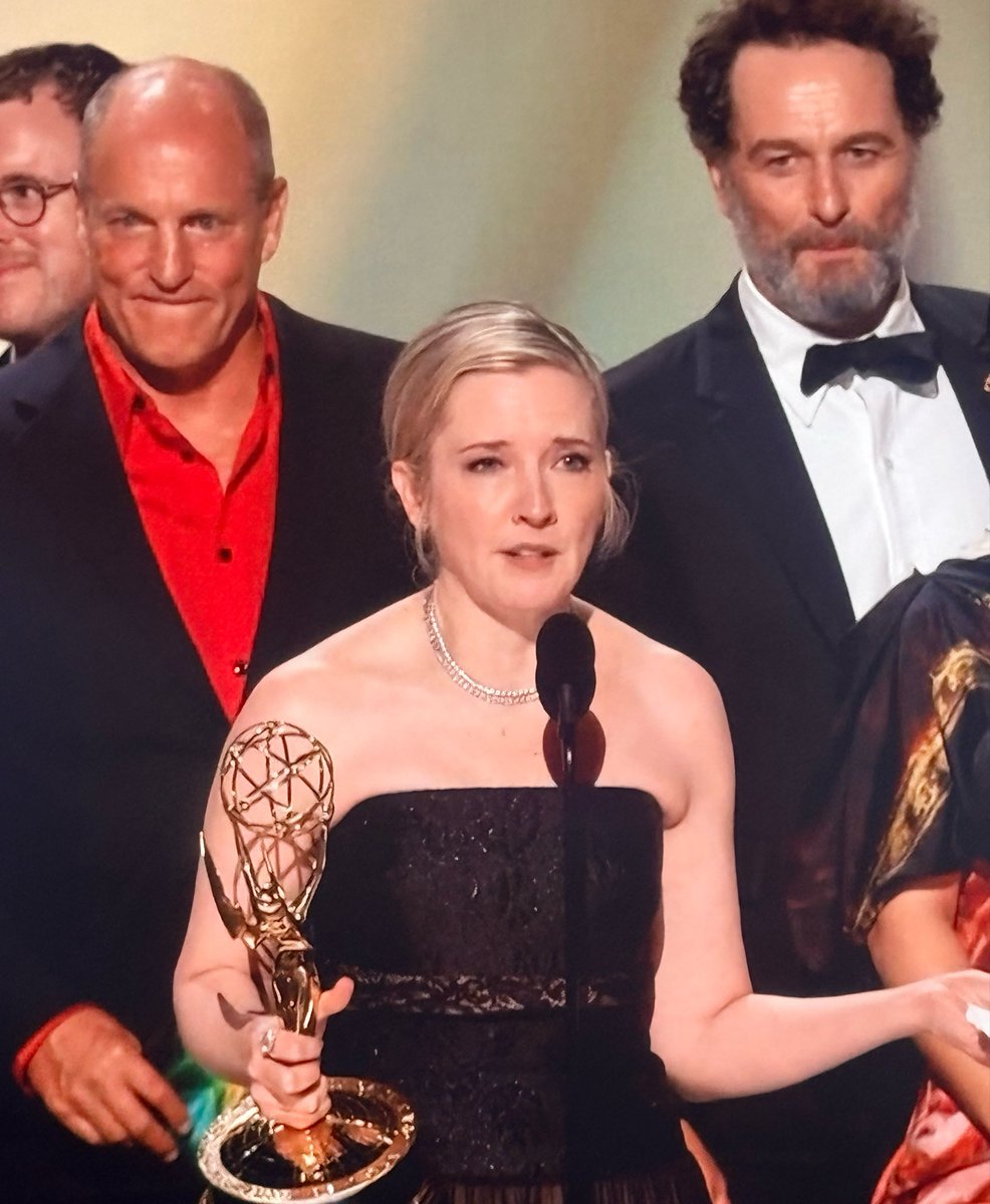 justinkirkland4's tweet photo. There she is. #Emmys https://t.co/rNmBRB4QIX
