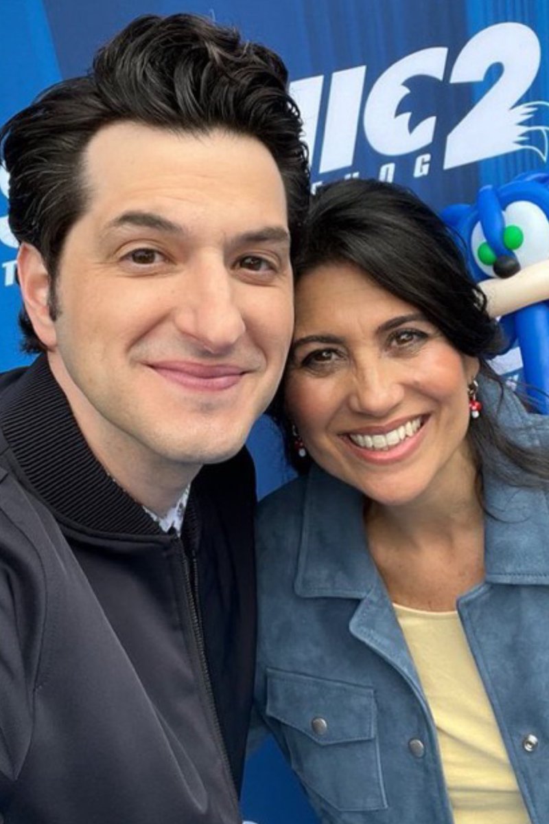 ToonHive's tweet photo. Today is both Ben Schwartz &amp; Colleen O'Shaughnessey's birthday! 🎉

The voices behind Sonic and Tails in the ‘Sonic The Hedgehog’ movie franchise. https://t.co/BYYAIumE5P
