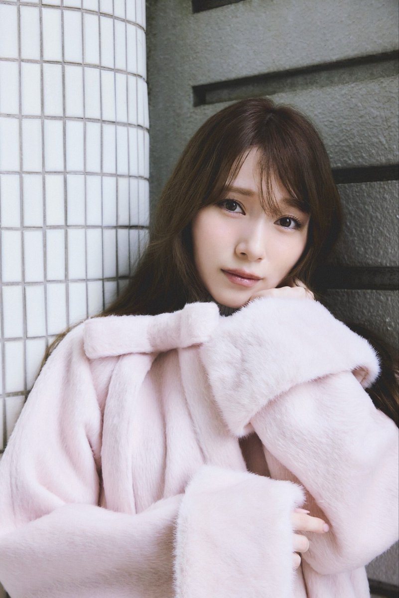 sakurazaka46's tweet photo. 「SNIDEL『In Her Femunune Mood』」着用モデルとして
#守屋麗奈 が登場しています💕

詳細はURLをご確認ください🌸
https://t.co/QJl8EIS9YQ

#SNIDEL #櫻坂46 https://t.co/GG9IYbda65