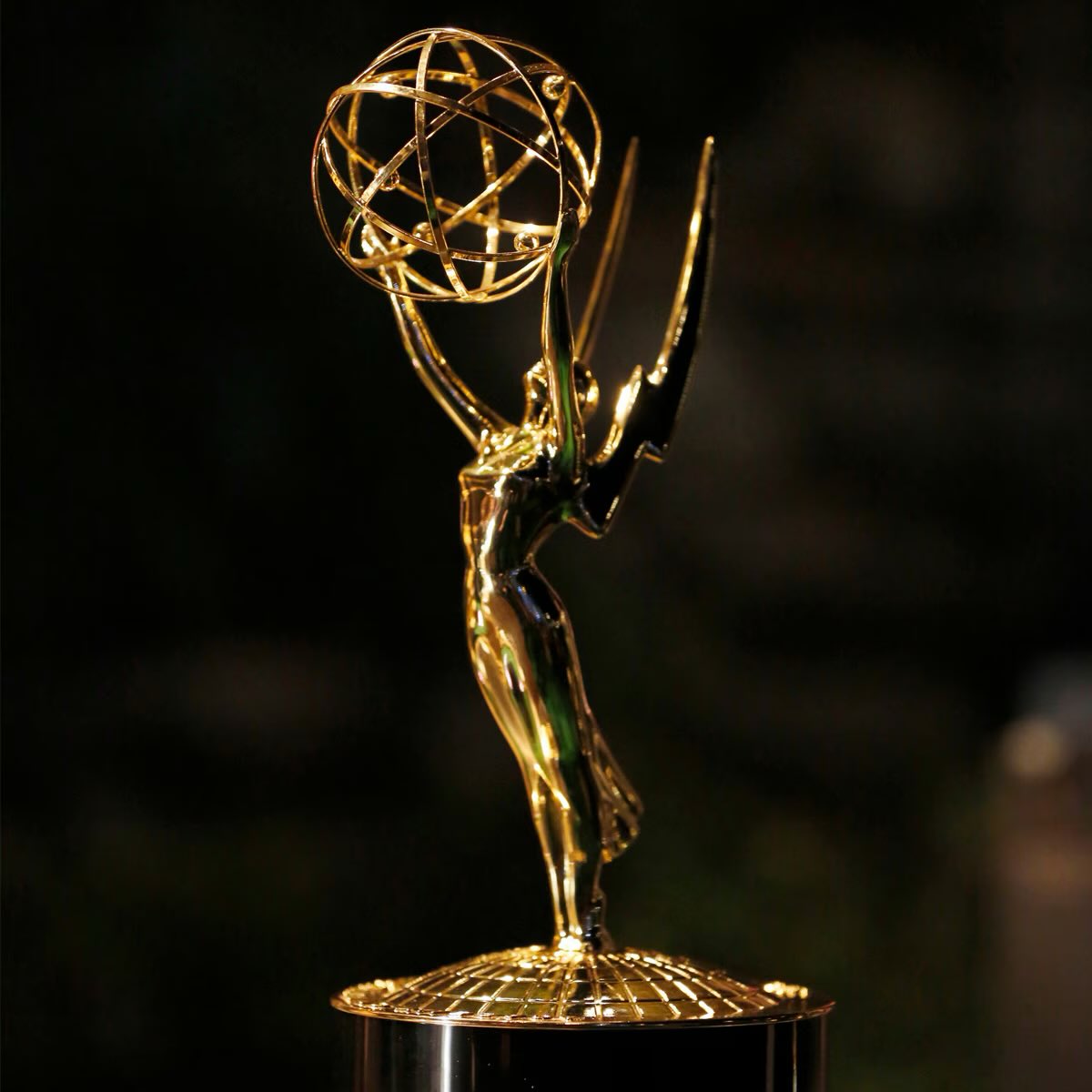 BuzzingPop's tweet photo. Sheryl Lee Ralph throws shade at the Emmys over the Best Comedy category: 

“I’m very excited about ‘Abbott Elementary’, top of the conversation. Nominated for best cast. I'm looking forward to a win since we're the only real comedy in the category.” https://t.co/7UJVS6kTsl