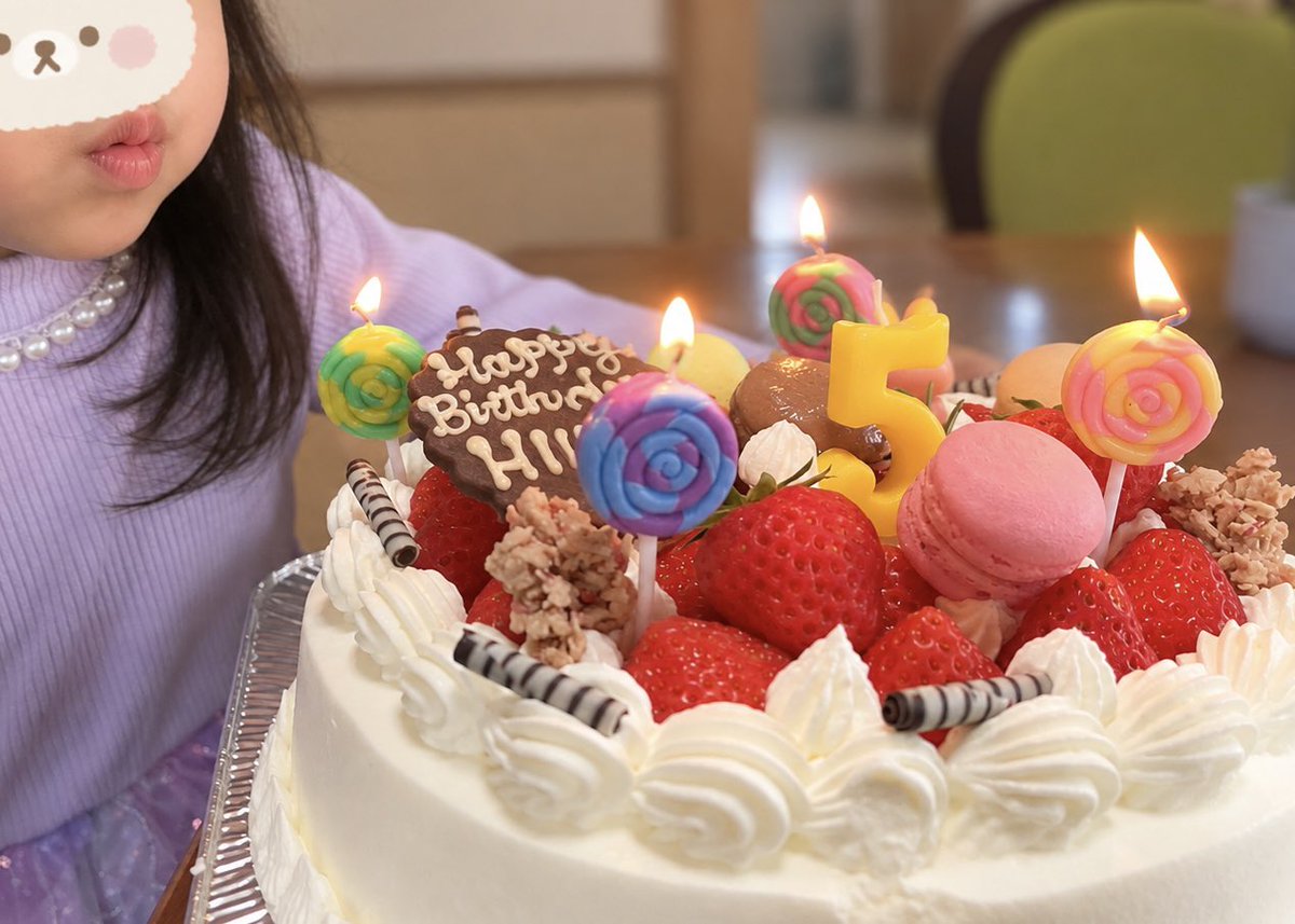 kae4000's tweet photo. 本日娘が5歳になりました🥹🎂
花重をオープンしたとき5ヶ月だった娘🥹
ここまで来れたのもお客様とたくさんの皆様のご協力のおかげです🙇‍♀️
麻辣湯と酸菜魚が大好きな5歳🙌
「今年もたくさん辛いものを食べるそうです🌶️」
いつもありがとうございます🙏 https://t.co/NQ8frKkTXJ