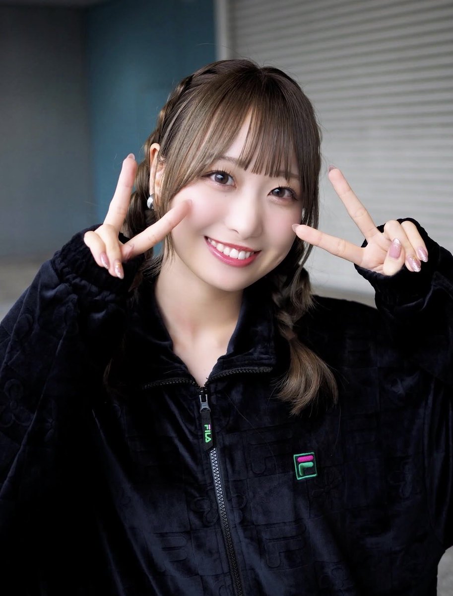 kk_7v723's tweet photo. やっぱりしょこがいちばん好きぃ
この天使と対面してたのほんと信じられない

#瀧脇笙古 https://t.co/jmFY1DFUWI
