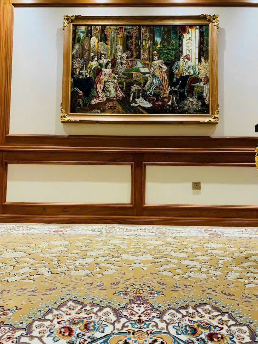 GiangNguyenHien's tweet photo. Thu Hà Nội đã nhuộm màu Ba Tư, 
Trời xanh thẳm, lá vàng như tơ.
Hoa sữa thơm qua từng con phố cũ,
Gió heo may thêu tím cả giấc mơ.

🇮🇷❤️🇻🇳Zendegi Ghashange! https://t.co/tSGOcpbDUD