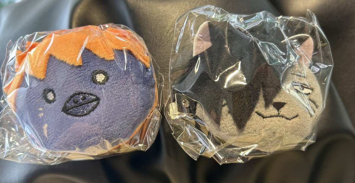 mn86551821's tweet photo. 【交換】ハイキュー ガチャ
アニマルマスコットクリップ

【譲】クロオネコ・ヒナガラス

【求】ツムキツネ・サムキツネ

２対２の交換のみ希望しております。

9/15（火）9/27(日)池袋お手渡しのみ
ですがお気軽にお声がけください🙇‍♀️

出先で🆔なく失礼いたします。 https://t.co/cl4vd4JBHh