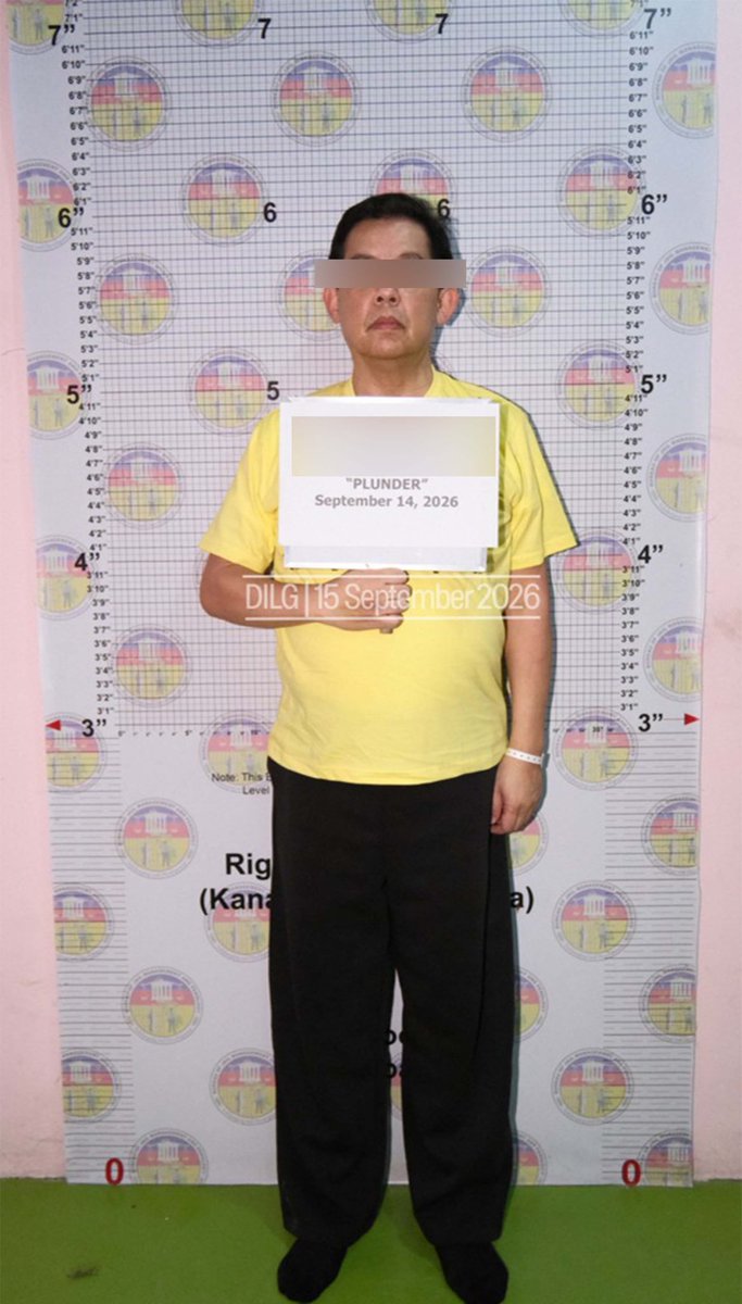 inquirerdotnet's tweet photo. LOOK: New mugshots of former House Speaker Martin Romualdez taken upon his transfer to the New Quezon City Jail in Payatas on Monday night. | 📷: DILG via @jasonsigalesINQ 

READ MORE: https://t.co/Xz0sWKKQth https://t.co/KwaiGmPOY2