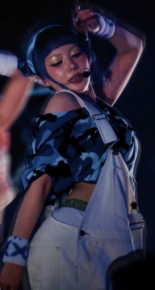 TerXg___A1phvz's tweet photo. リアヒナとかいう美しさと可愛さの究極体ケミ https://t.co/ycXVZ9BFSy