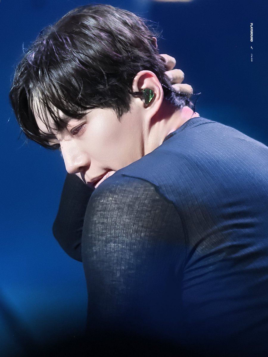 playground_nat's tweet photo. 260912 LEE JUNHO FANMEETING in Seoul 'AUTUMN NOTE' 🌌🎆

#준호 #이준호 #JUNHO https://t.co/xEpxcAynFu