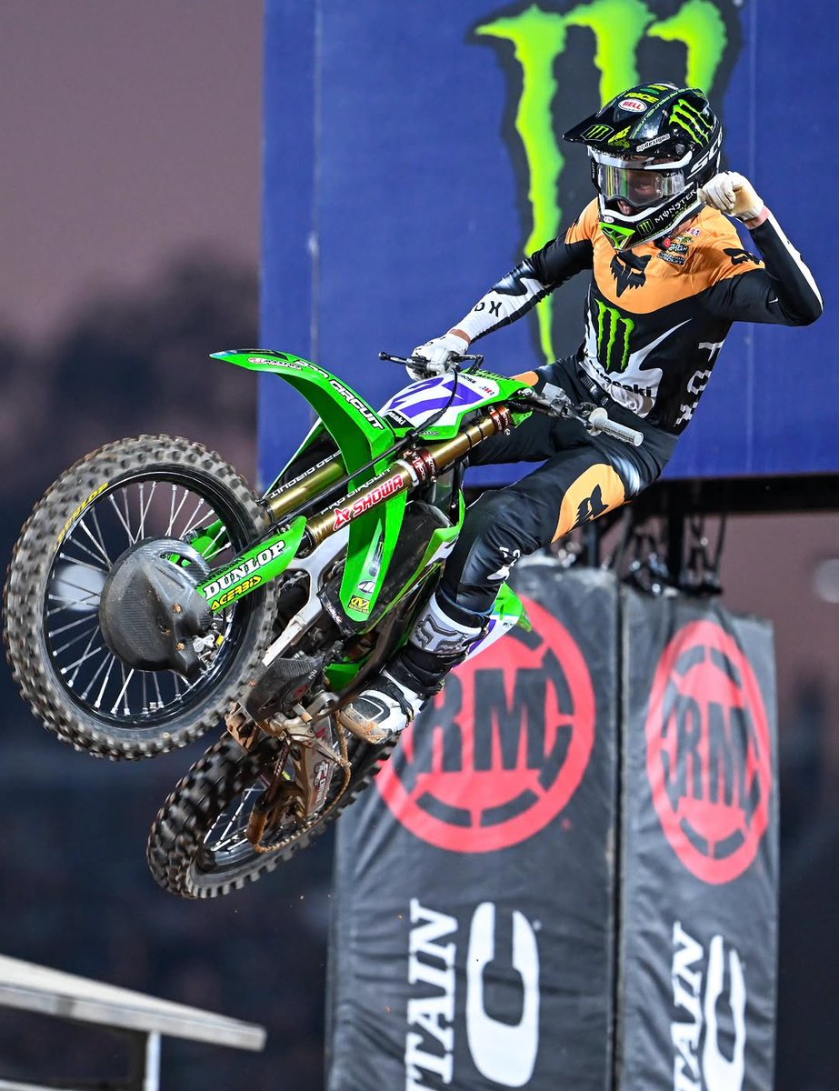 JardesonRodrigo's tweet photo. First one hits different.

makes his debut main win at SMX Next, setting his own course while carrying the tradition ahead. https://t.co/W3wvuyuIy9