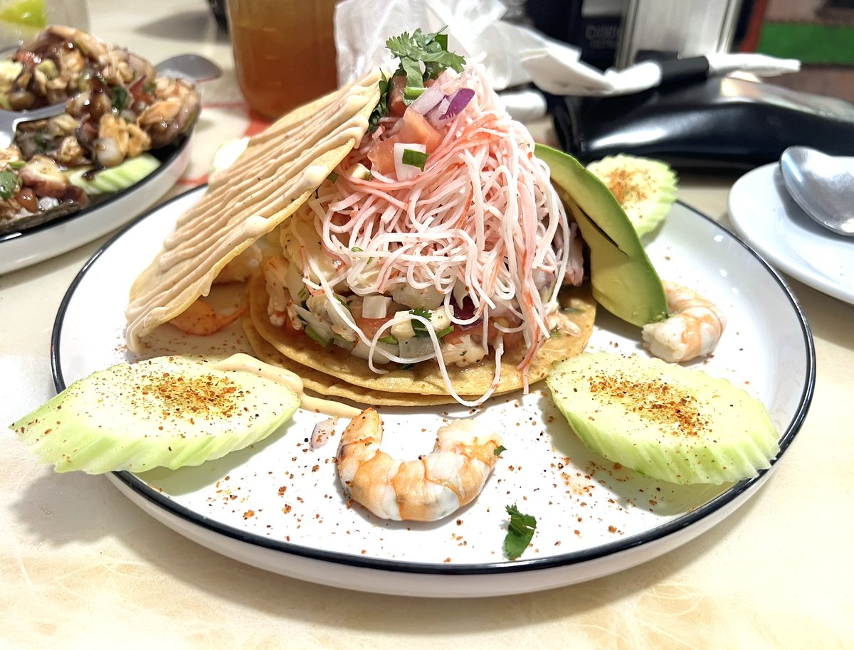 Baseball25dave1's tweet photo. And here we are again. I don’t even have to tell you where I’m at. You already know I was coming back to make my weekly visit. Absolutely love this place. #AquaChile #Mariscos #VenezuelanSeafood #MyWeeklySpot https://t.co/qhrtlst7if