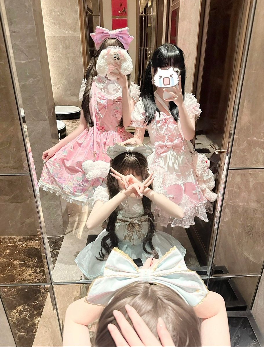 GORO57939093's tweet photo. 今天刚玩！！！！

有人想锐评一下我和闺蜜的燥福嘛 🥹   

看完不许瞎说，赶紧看，我要删了… https://t.co/GQczcoUdOq