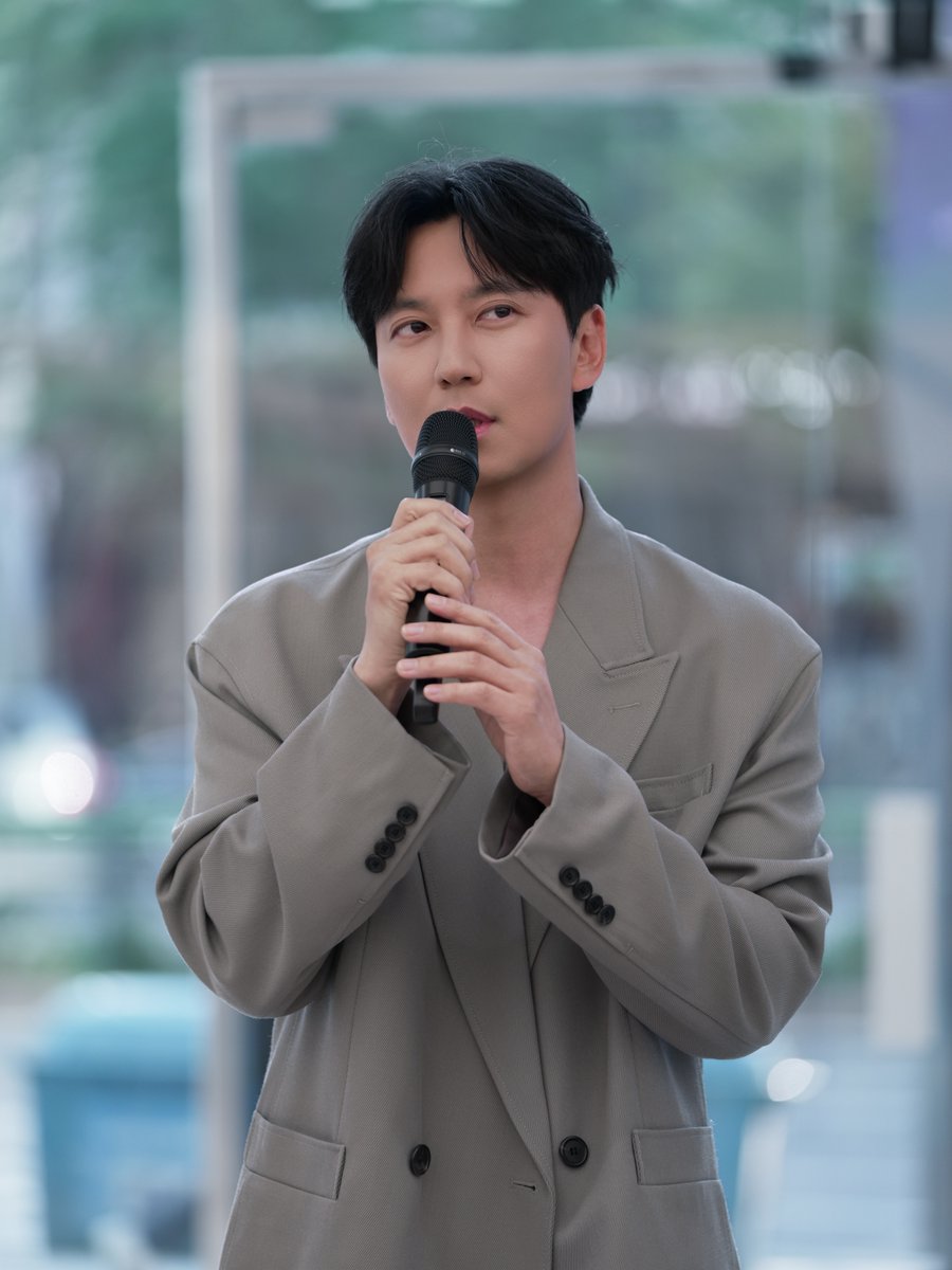 kimnamgil_id's tweet photo. 150926 namgildaero instagram update
"U+, lebih dari sekadar sebuah ruang. 일상비일상의틈."

https://t.co/m4UraX29zL
#KimNamGil #김남길 https://t.co/uh36Z3z8YF