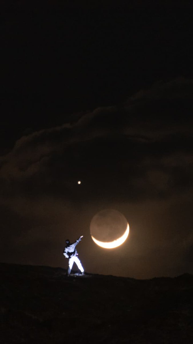 infoAstronomy's tweet photo. Okultasi Venus oleh Bulan baru aja terjadi tadi malam, 14 September 2026. Inilah momen Venus “hilang” di balik Bulan sabit. ⭐️🌒

Kamu berhasil mengamatinya juga kemarin malam? https://t.co/QtfJMxPxZD